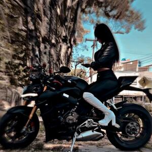 Violet_scoot MYM