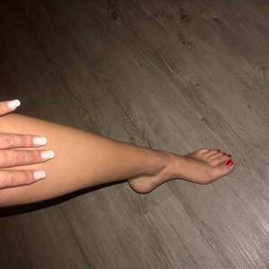 Vltina_feet MYM