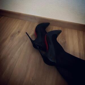 Womeninheels MYM