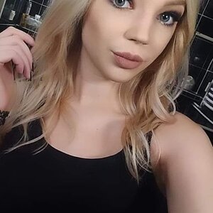 Xblondiexo MYM