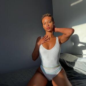 Yeahleene MYM