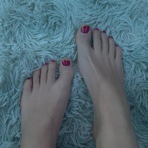 Your_cute_feet_princess MYM