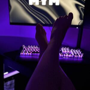 Yummi_feet MYM