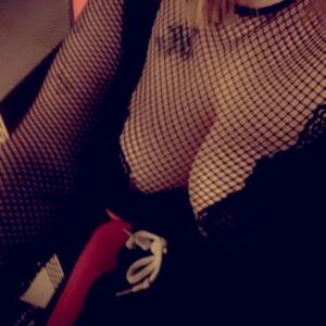 Zelia_ MYM