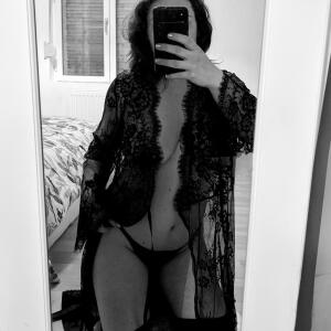 Zelie_glam MYM