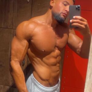 Zeus_paris MYM
