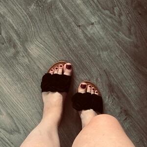 __beautifulfeetgirl__ MYM