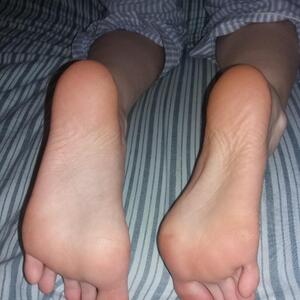 __ladygaia__feet MYM