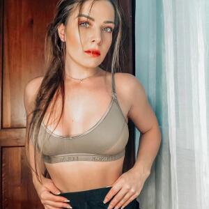 __lenaa MYM