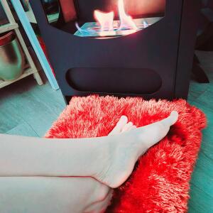 __my_pretty_body_and_feet__ MYM