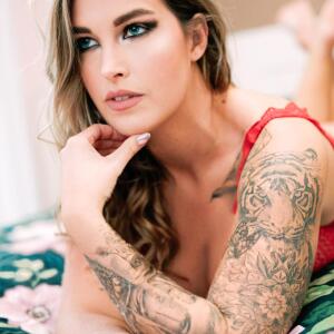_coupleexhib MYM