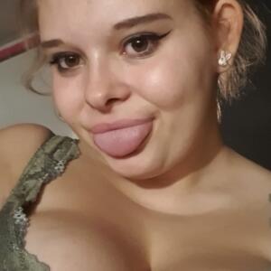 _curvygirl_17 MYM