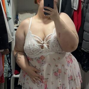 _curvygirl_17 MYM