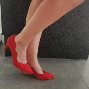 _feti_pieds MYM