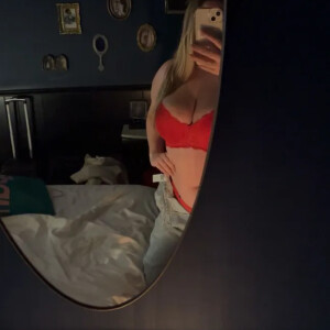 _jasminee MYM