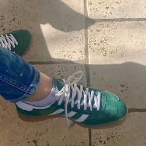 _joli_pied_ MYM
