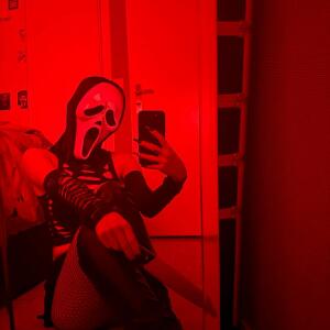 _kiara_x MYM