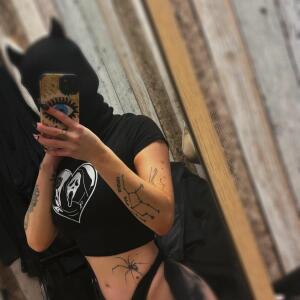 _kiara_x MYM