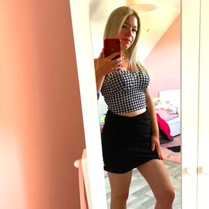 _lapetitefeline MYM