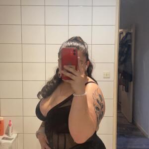 _lapetitetatouer MYM