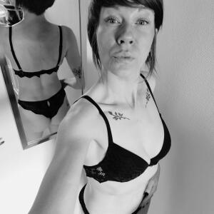 _larenarde61- MYM