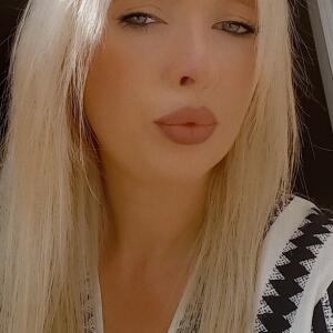 _laura6 MYM