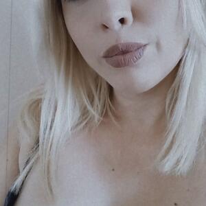 _laura6 MYM