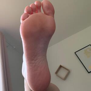 _lilou_feet MYM