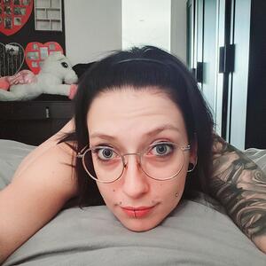 _lily_plume_ MYM