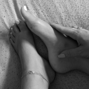 _lovefeetforyou_ MYM
