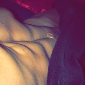 _lucas_974_ MYM