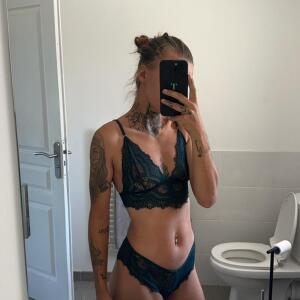_melx_ MYM