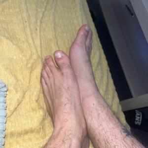 _men_feet31 MYM