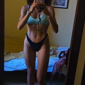 _nia MYM