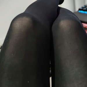 _onlyfeetsunny_ MYM