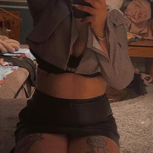 _petitebrune24_ MYM