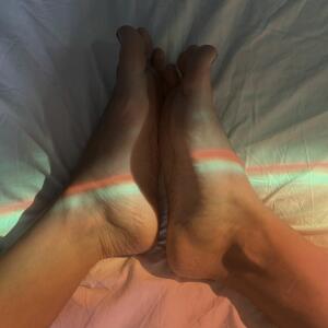_ptitspieds_pieds MYM