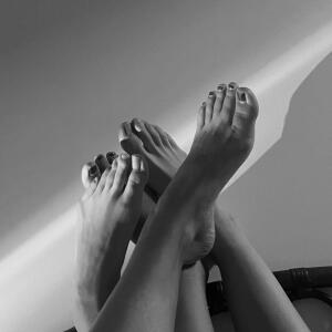 _ptitspieds_pieds MYM