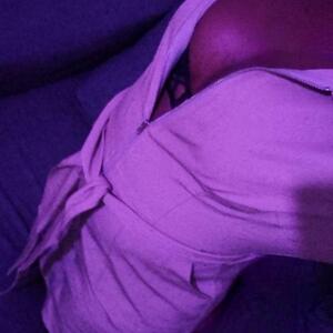 _shainna MYM