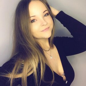_valentina_mym_ MYM