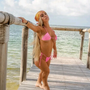 _valentinaa MYM