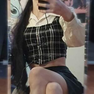 lya_bnb MYM